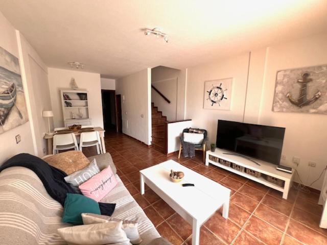 Apartamentos Vista Marina - El Medano Екстер'єр фото